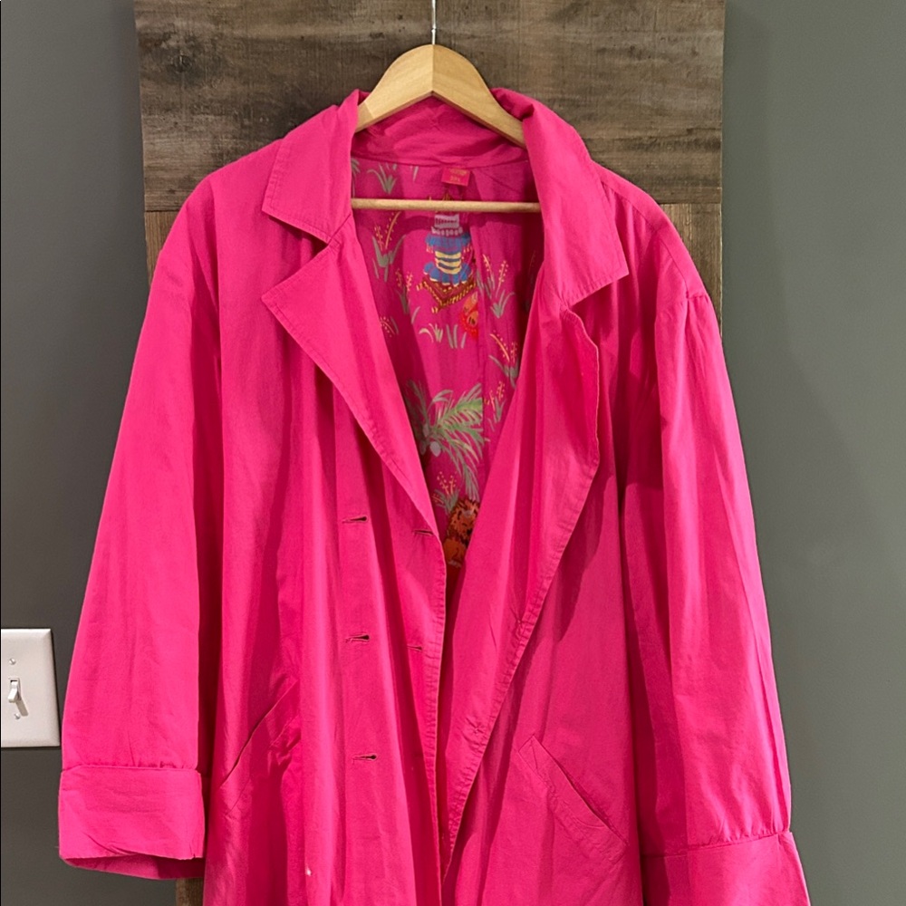 Chic Fuchsia Women's Trench Coat
